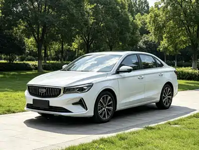 Geely Emgrand 2021