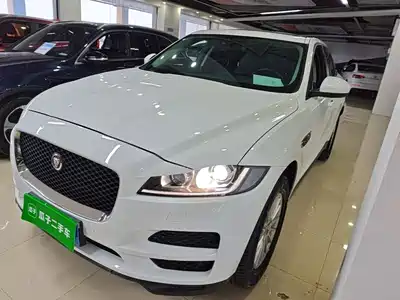 Jaguar F-PACE 2017