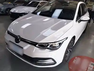 Volkswagen Golf 2023
