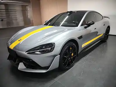 Xiaomi Auto SU7 Ultra 2025