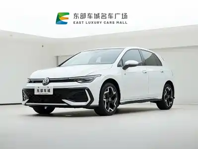 Volkswagen Golf 2025