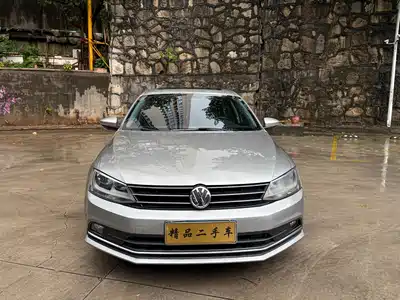 Volkswagen Sagitar 2016