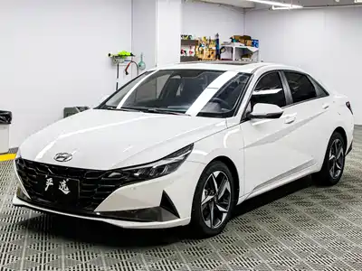 Hyundai Elantra 2023