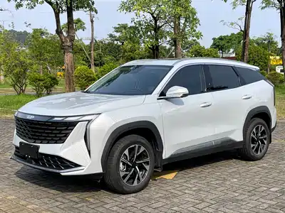 Geely Boyue L 2025