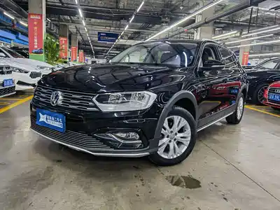 Volkswagen C-TREK 2017