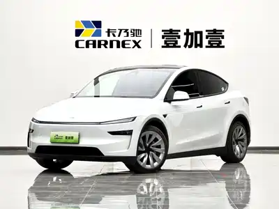 Tesla Model Y 2025