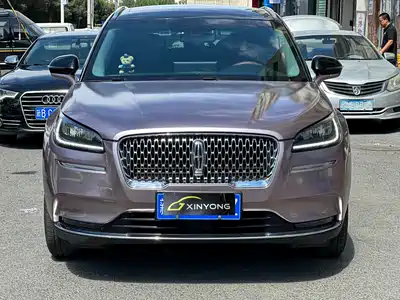 Lincoln Adventurer 2021
