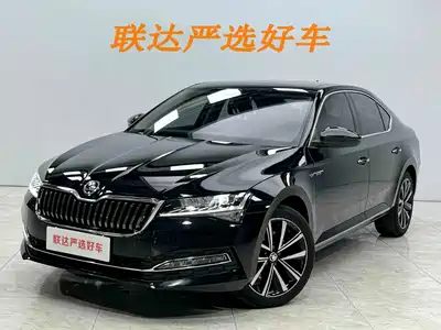 Škoda Superb 2024
