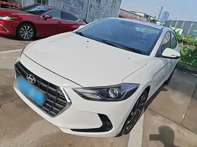 Hyundai Elantra 2020