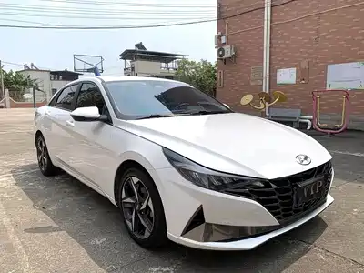 Hyundai Elantra 2021