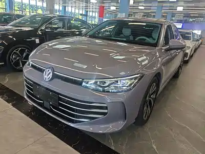 Volkswagen Passat 2024