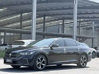 Volkswagen Passat 2025
