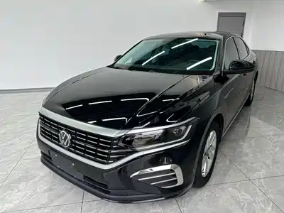 Volkswagen Passat 2023