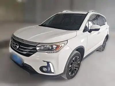 GAC Trumpchi GS4 2015
