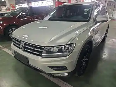 Volkswagen Tiguan L 2020