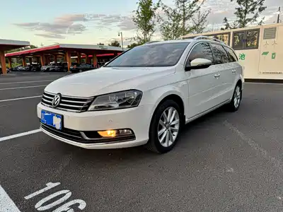 Volkswagen Magotan (Import) 2015