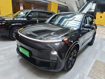 Li Auto L8 2024