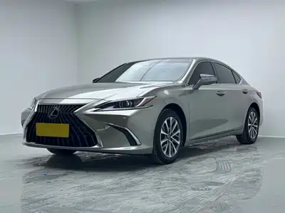 Lexus ES 2024