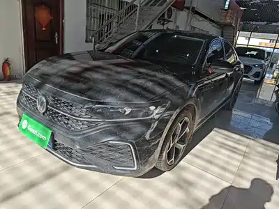 Volkswagen Passat 2023