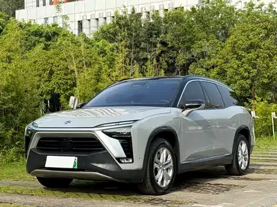 NIO ES8 2022