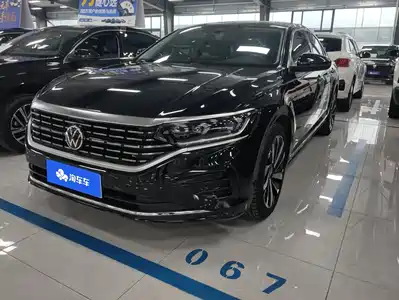 Volkswagen Passat 2022