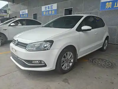 Volkswagen Polo 2015