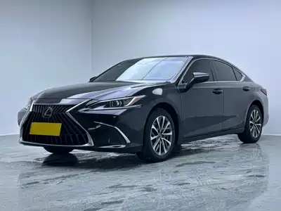 Lexus ES 2024
