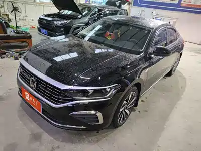 Volkswagen Passat 2024