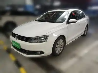 Volkswagen Sagitar 2014