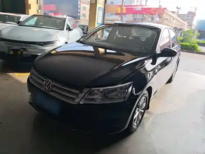Volkswagen Santana 2014