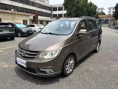 Baojun 730 2015