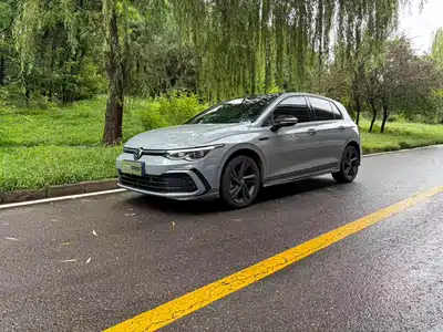Volkswagen Golf 2022