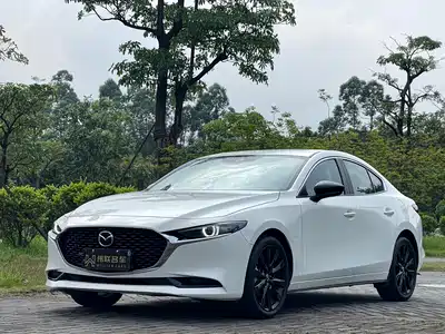 Mazda Mazda3 Axela 2025