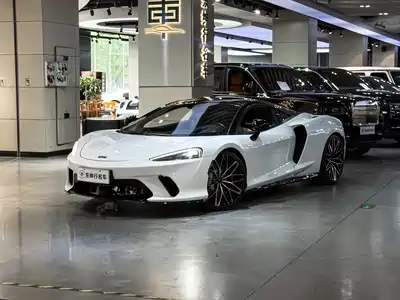 McLaren GT 2023