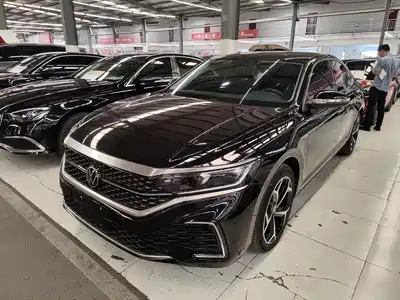 Volkswagen Passat 2024