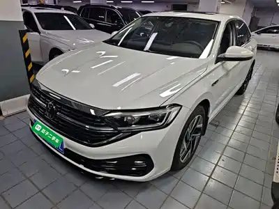 Volkswagen Sagitar 2024