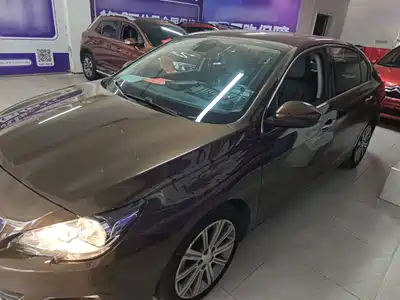 Peugeot 408 2016