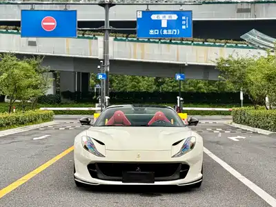 Ferrari 812 2023