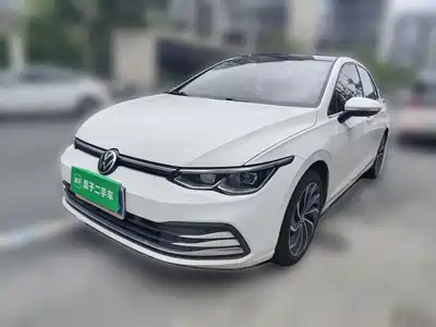 Volkswagen Golf 2021