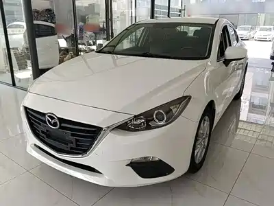 Mazda Mazda3 Axela 2015