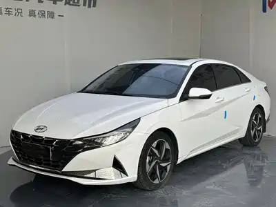 Hyundai Elantra 2022