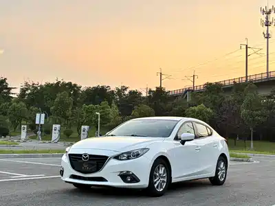 Mazda Mazda3 Axela 2015
