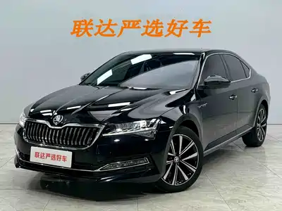 Škoda Superb 2024
