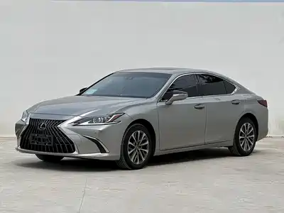 Lexus ES 2021