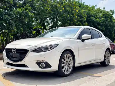 Mazda Mazda3 Axela 2016