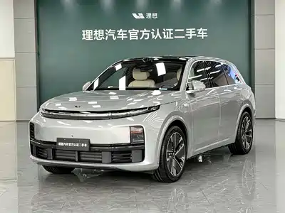 Li Auto L7 2025