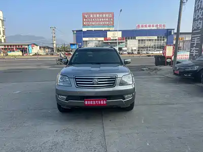 Kia Borego 2010