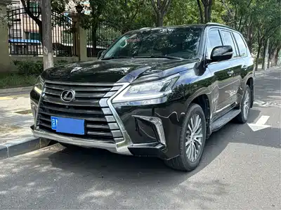 Lexus LX 2019