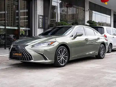 Lexus ES 2022