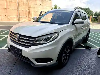 Dongfeng Fengguang 580 2016